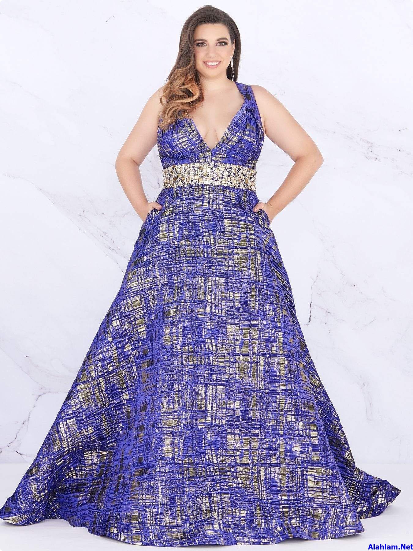 سكرتير المماطلة التالى فساتين سهرة ٢٠١٨ للسمينات bsssem com